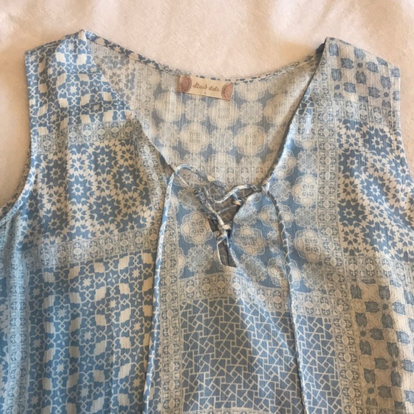 ALTAR'D STATE TOP - Picture 2 of 2